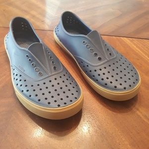 Native Jericho blue rubber shoes